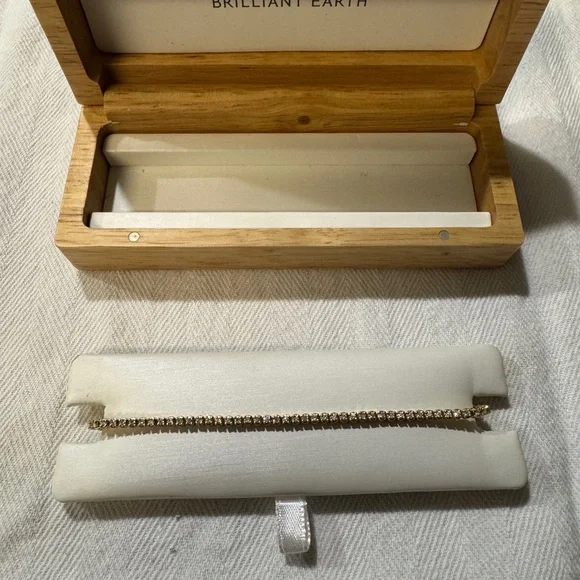 Brilliant Earth Lab Diamond and Yellow Gold Tennis Bracelet - Picture 3 of 7